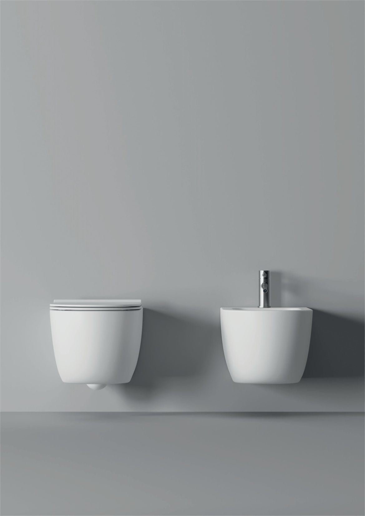 Coppia sanitari sospesi Alice Ceramica Unica 50 senza brida con sedile soft close