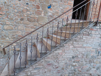 Paletto in ferro attorcigliato con pigna art. 48/2